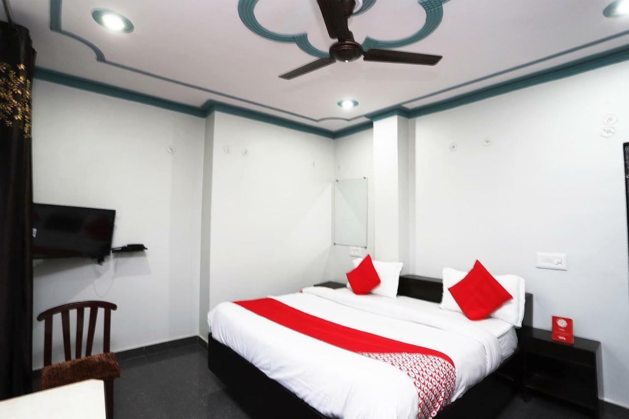 Pauri Oyo 43694 Hotel Hillson المظهر الخارجي الصورة